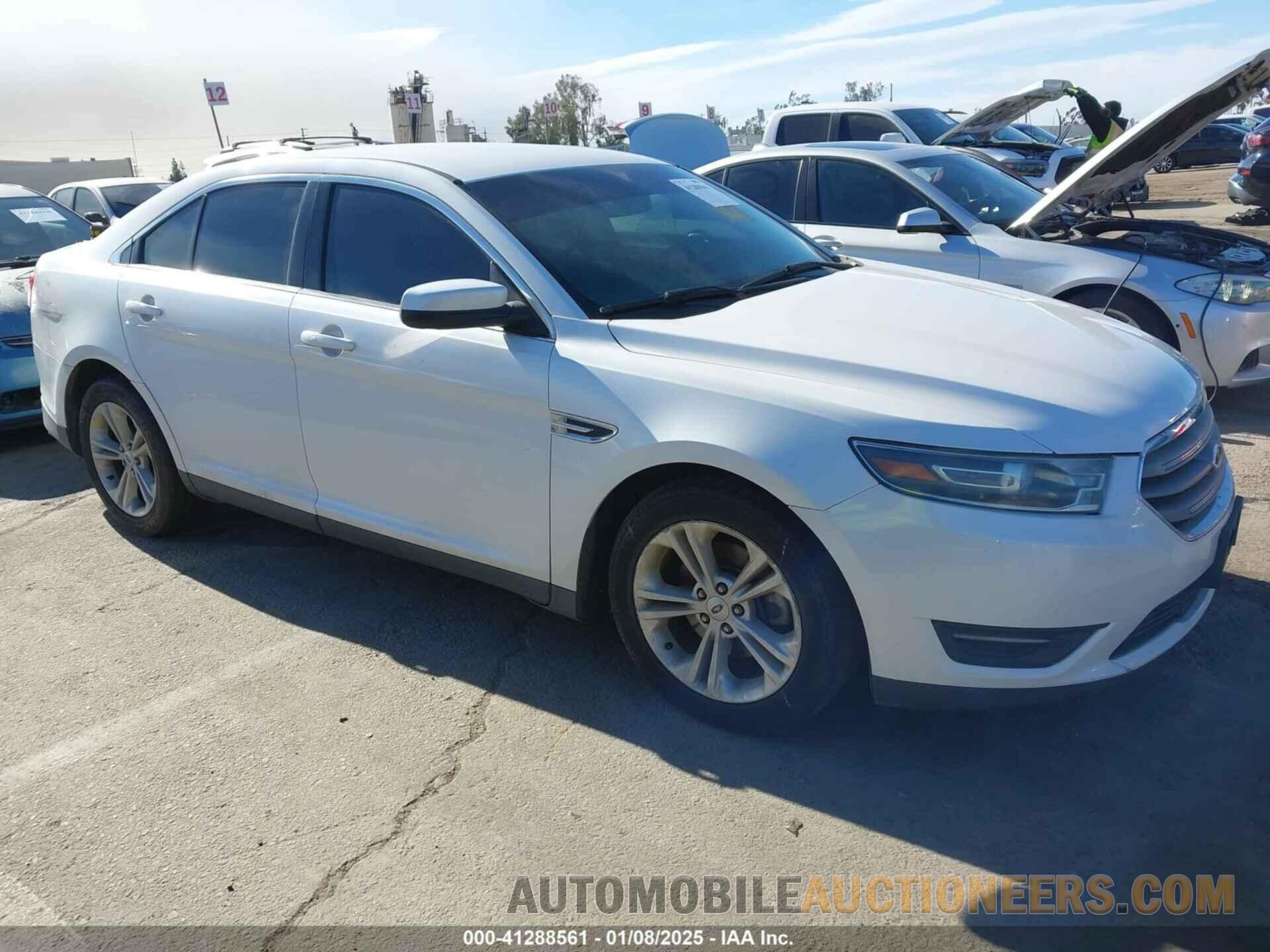 1FAHP2E85FG122562 FORD TAURUS 2015