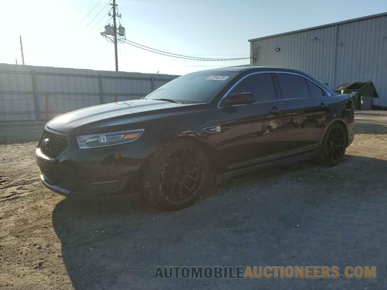 1FAHP2E87JG117842 FORD TAURUS 2018