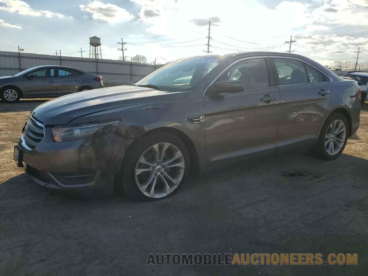 1FAHP2E8XDG224968 FORD TAURUS 2013