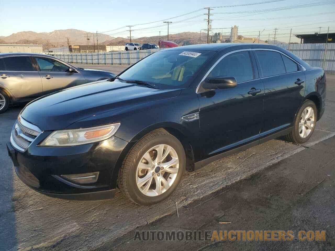 1FAHP2EW8CG122405 FORD TAURUS 2012