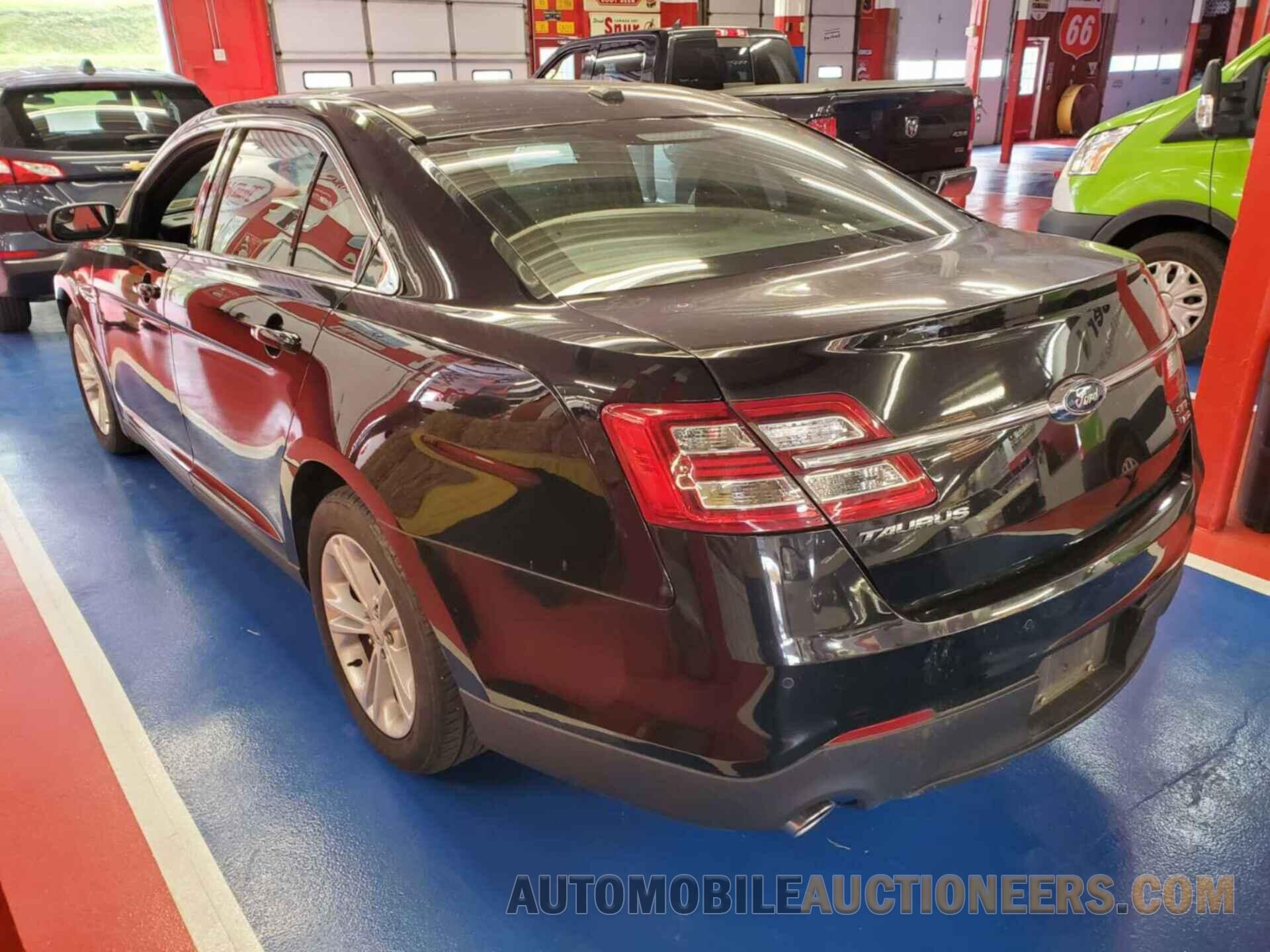 1FAHP2H8XJG116020 FORD TAURUS 2018