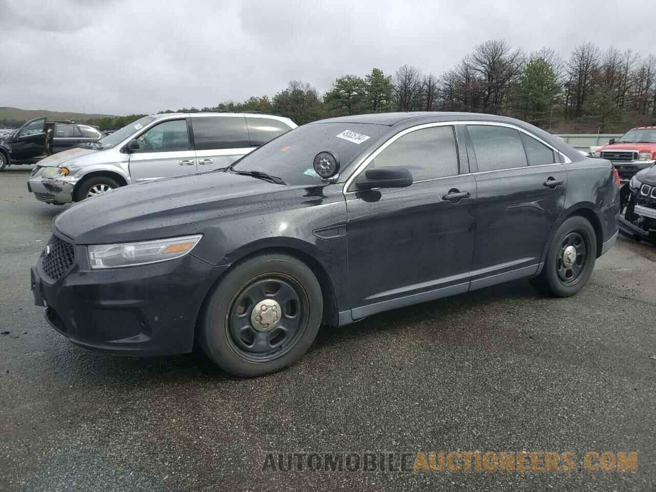 1FAHP2M85DG130563 FORD TAURUS 2013