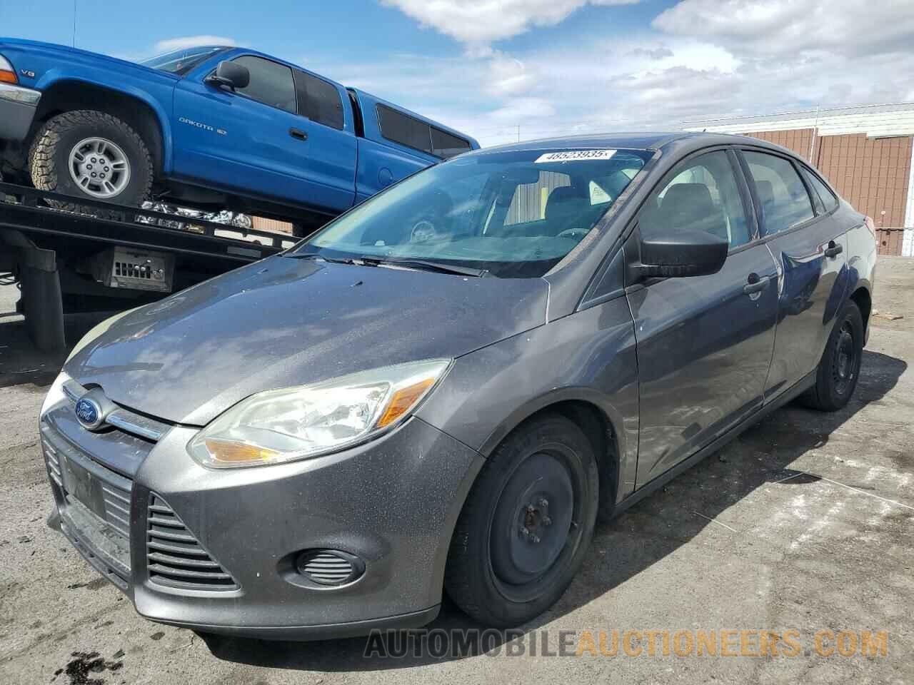 1FAHP3E20CL415242 FORD FOCUS 2012