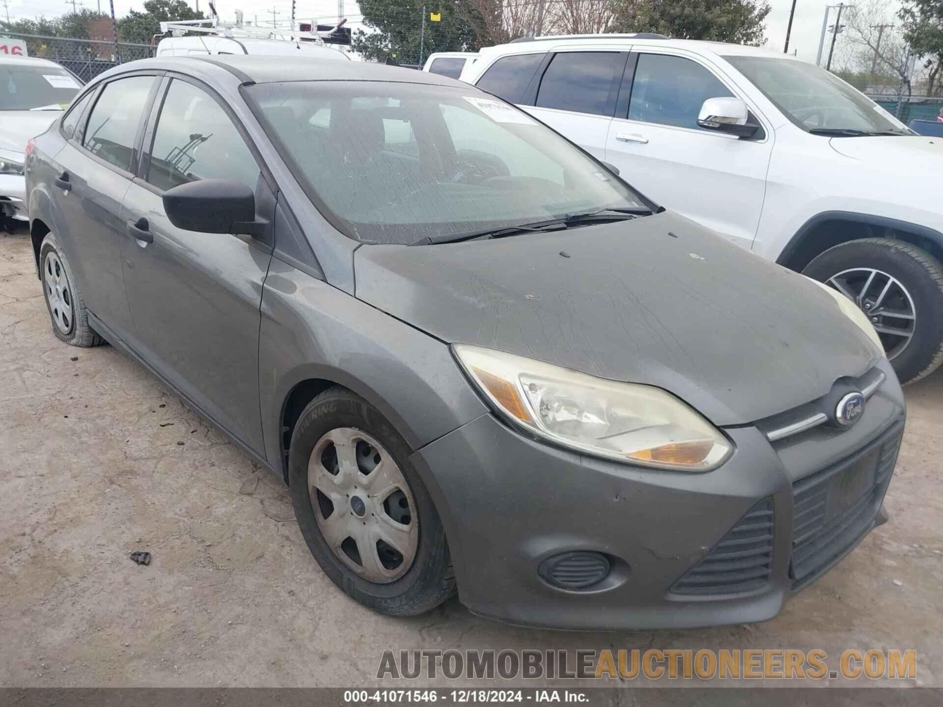 1FAHP3E23CL320593 FORD FOCUS 2012