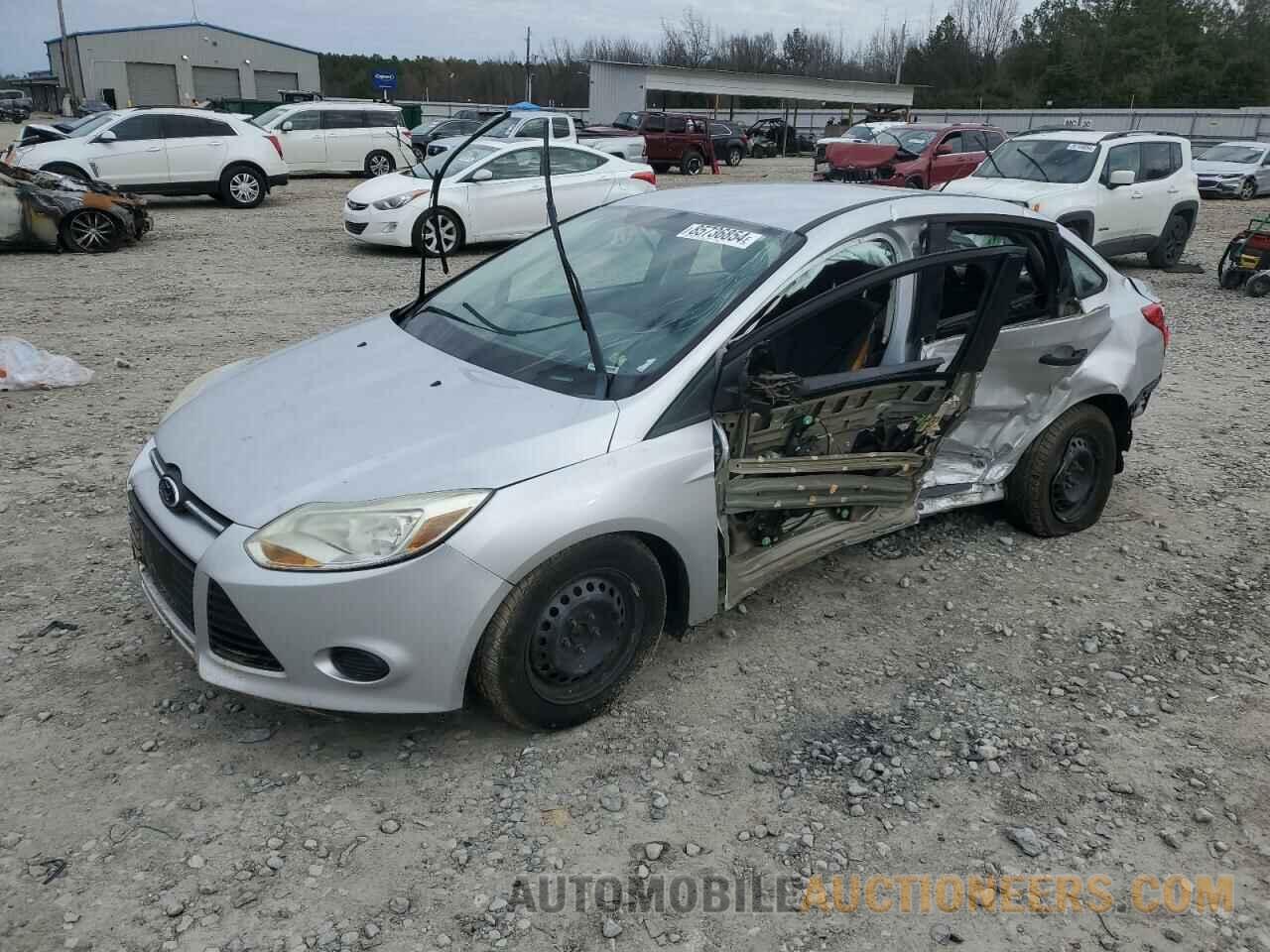 1FAHP3E25CL235884 FORD FOCUS 2012