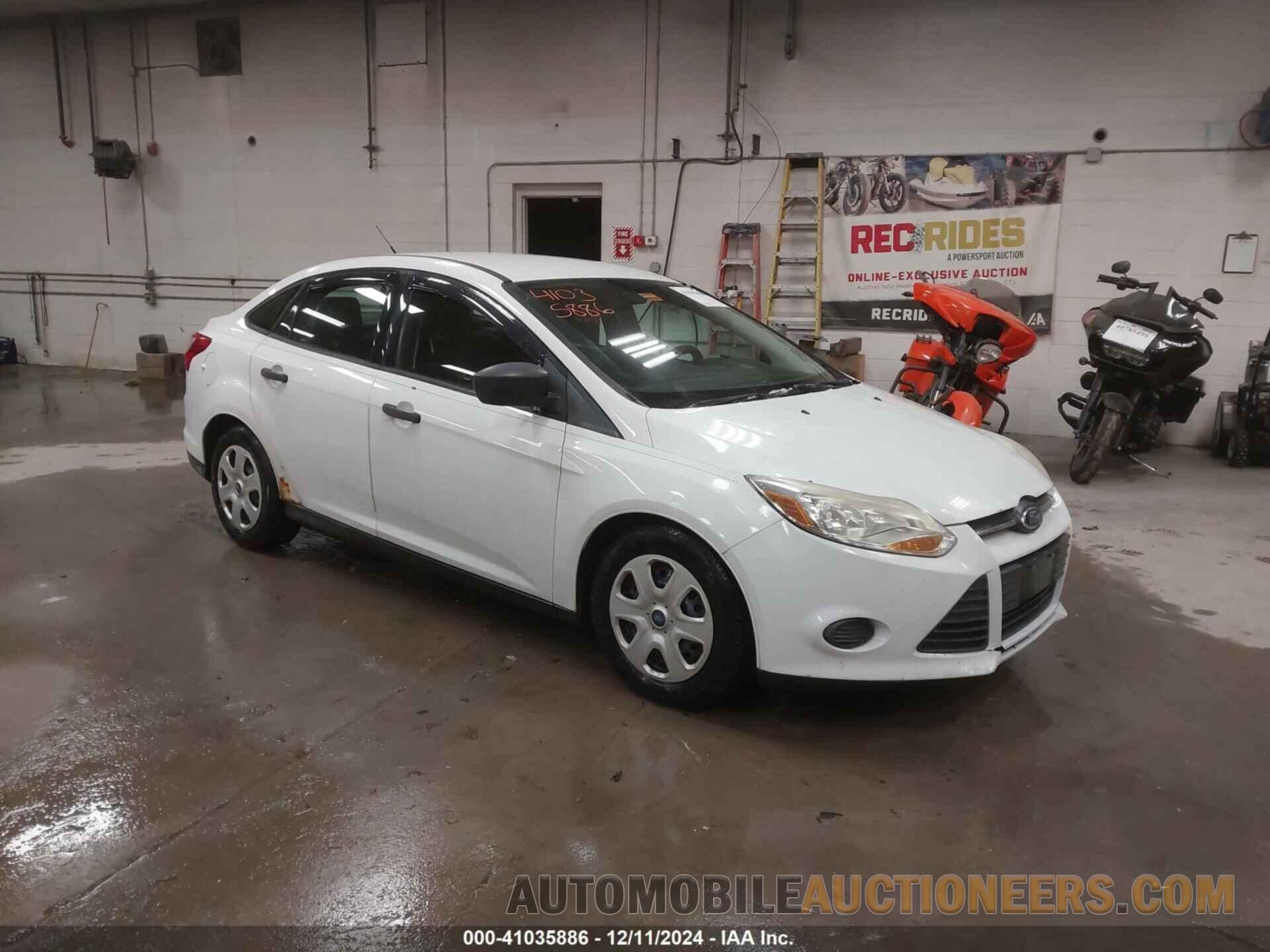 1FAHP3E28CL229268 FORD FOCUS 2012