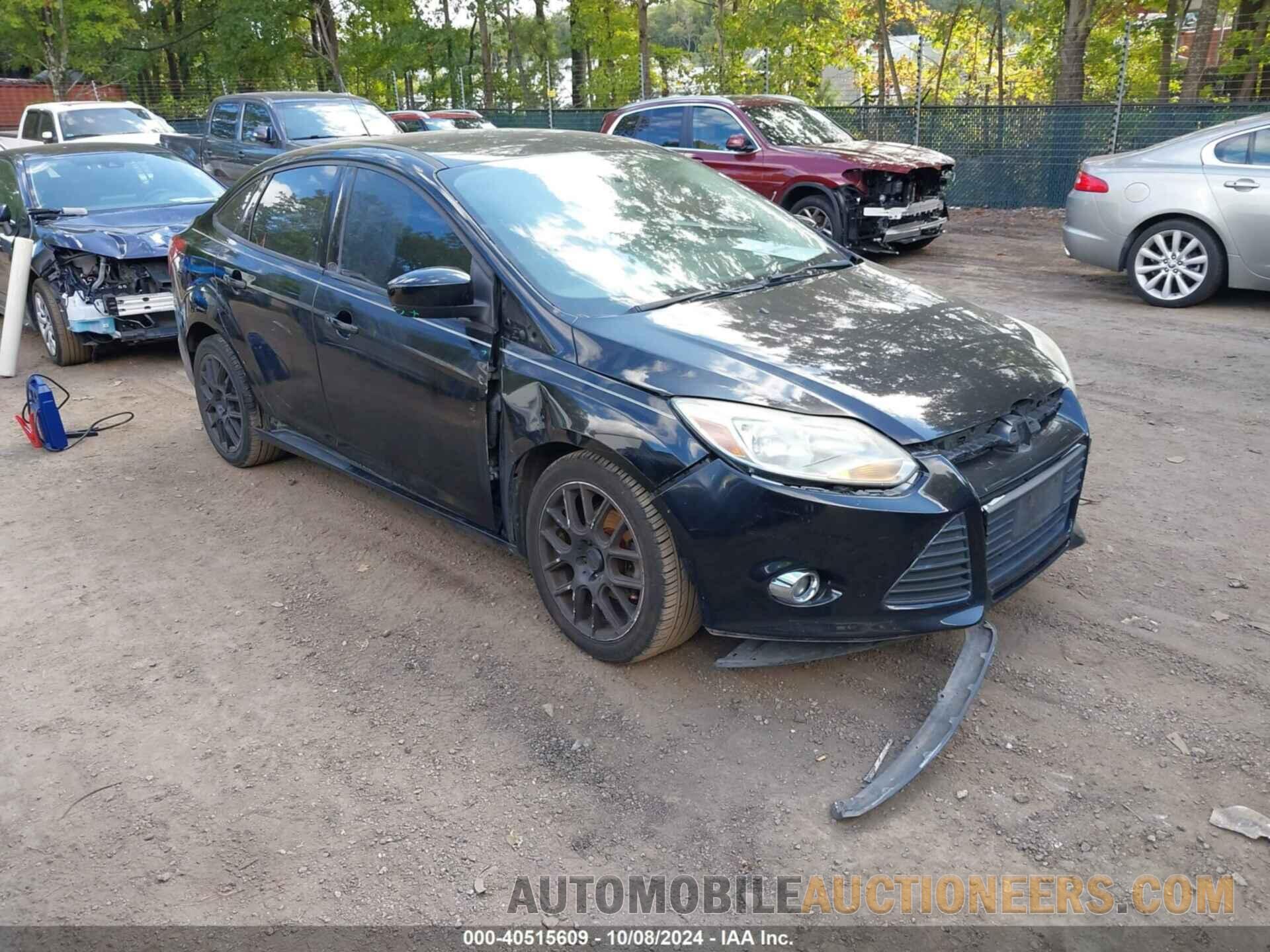 1FAHP3F21CL241258 FORD FOCUS 2012