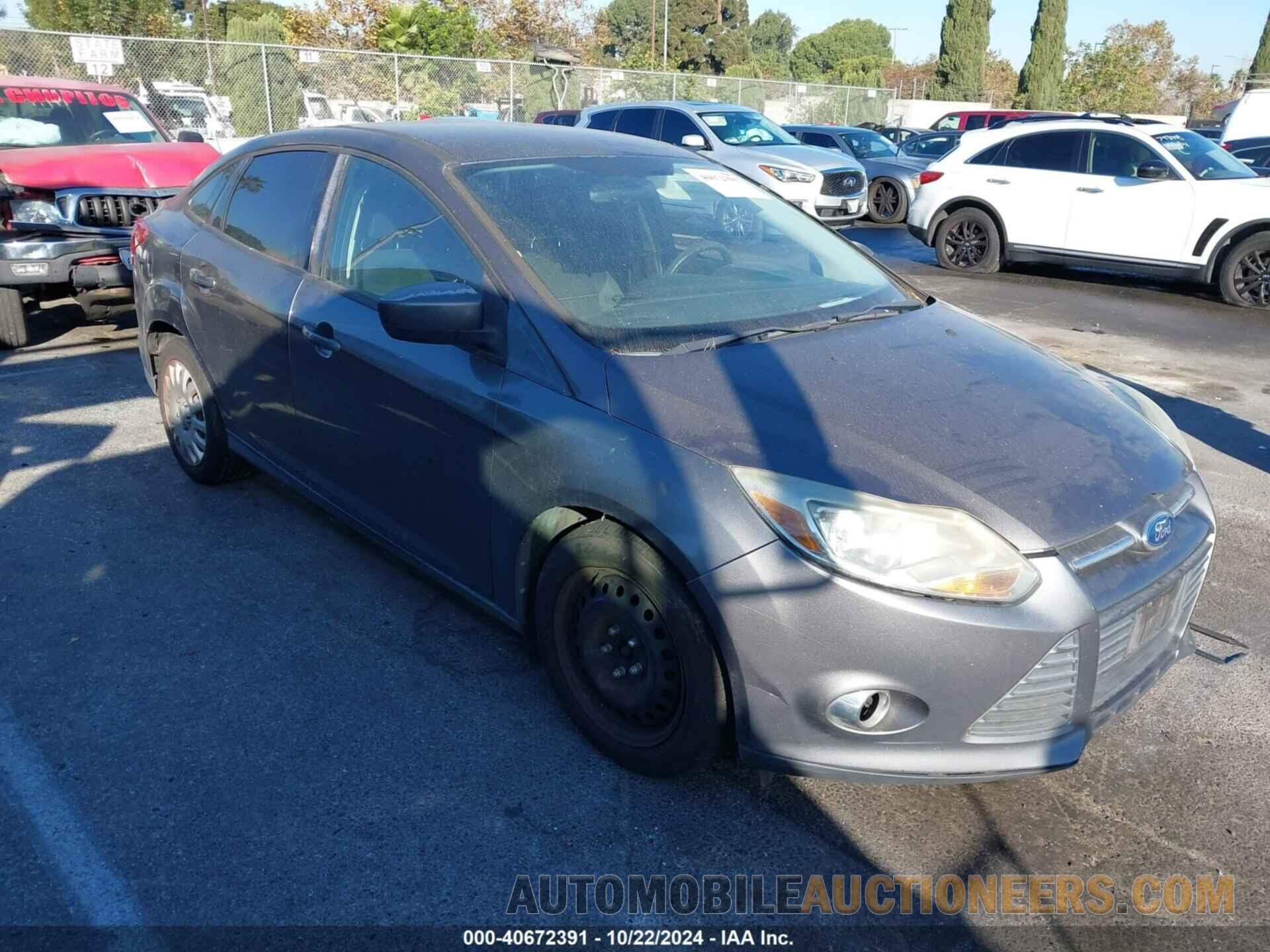 1FAHP3F23CL295483 FORD FOCUS 2012