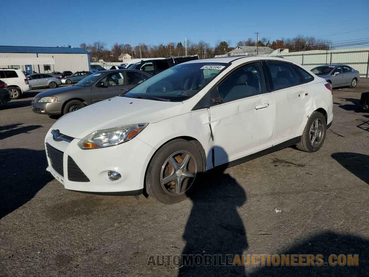 1FAHP3F24CL265098 FORD FOCUS 2012