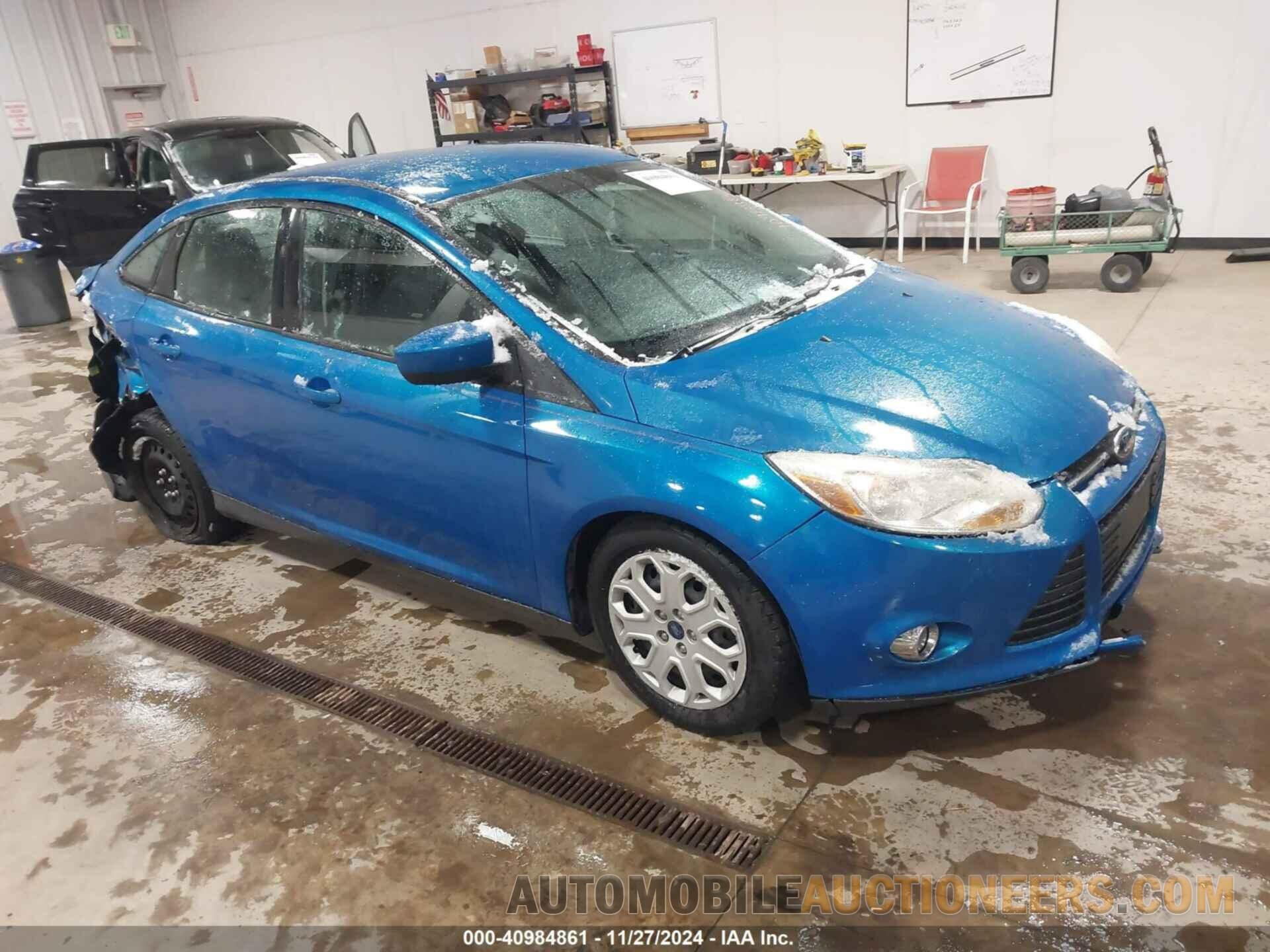 1FAHP3F25CL240744 FORD FOCUS 2012