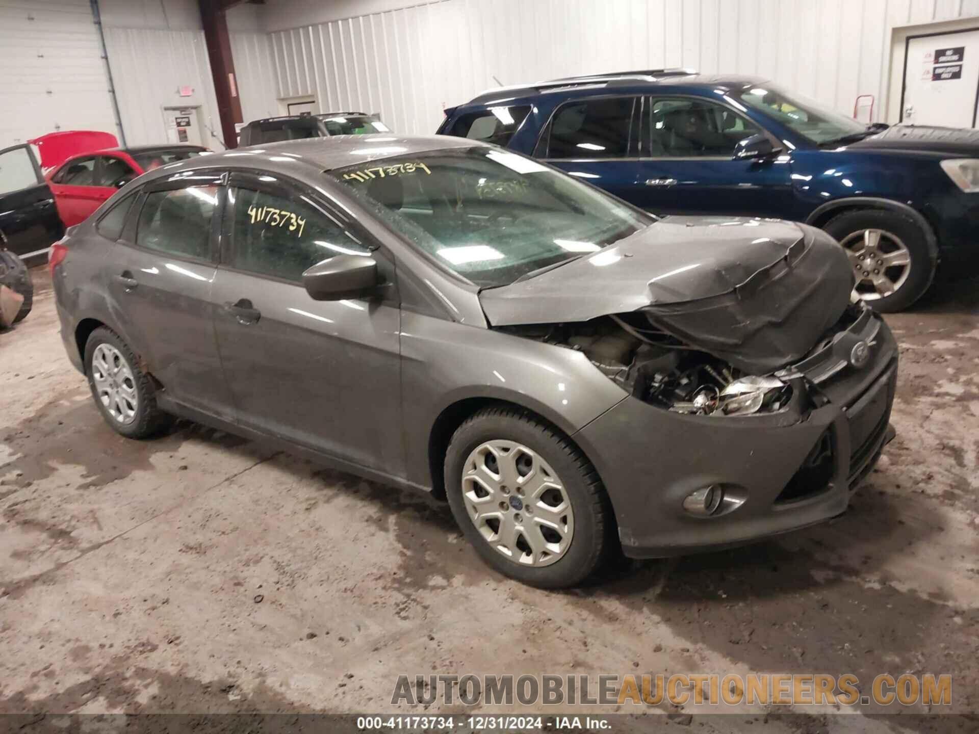 1FAHP3F26CL152575 FORD FOCUS 2012