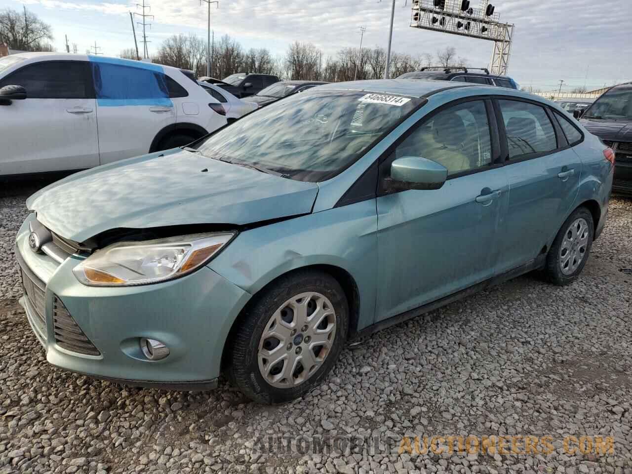 1FAHP3F26CL255592 FORD FOCUS 2012