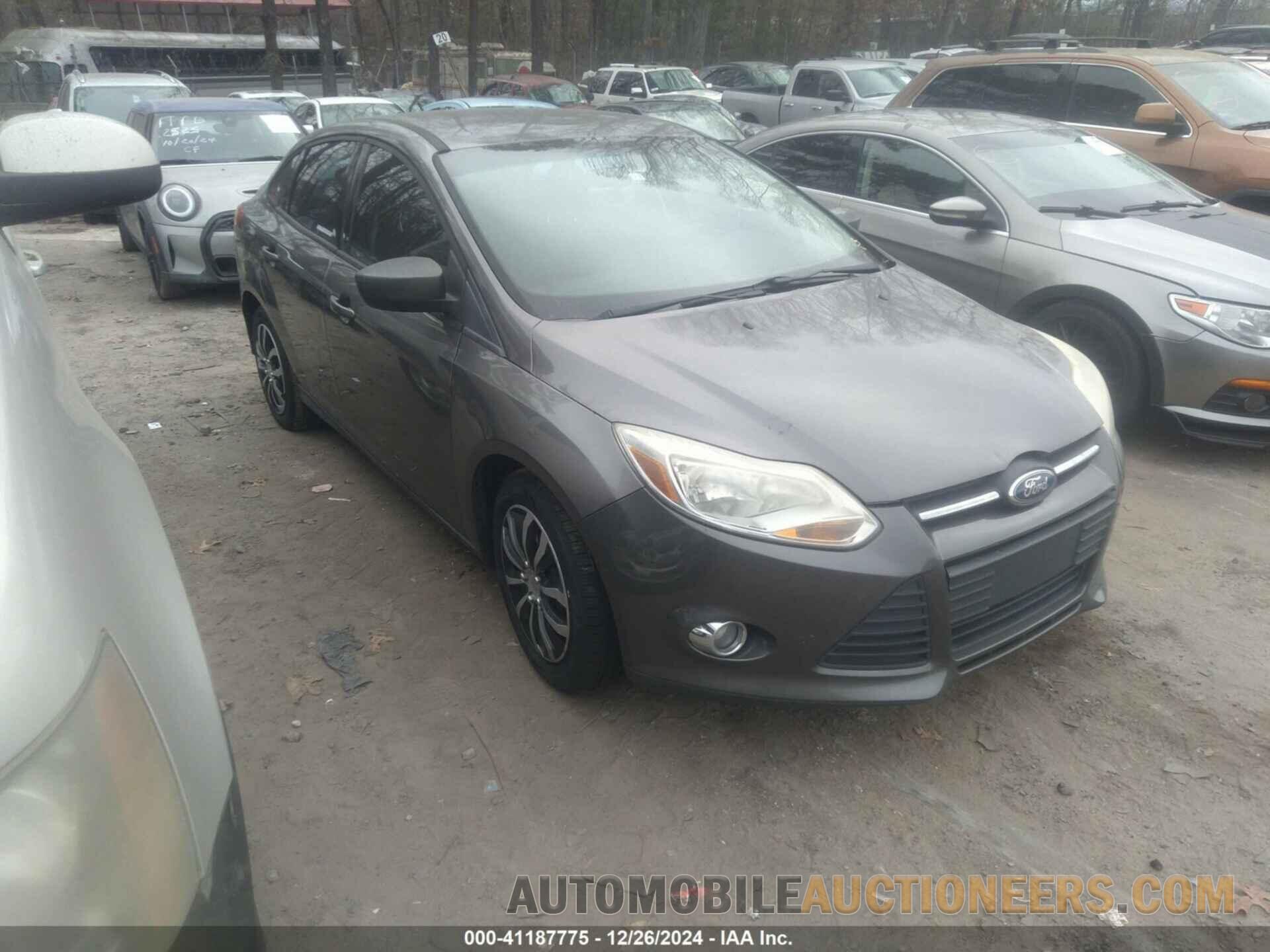 1FAHP3F26CL270450 FORD FOCUS 2012