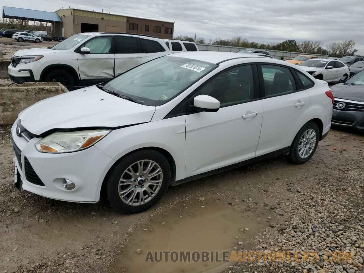 1FAHP3F27CL372968 FORD FOCUS 2012