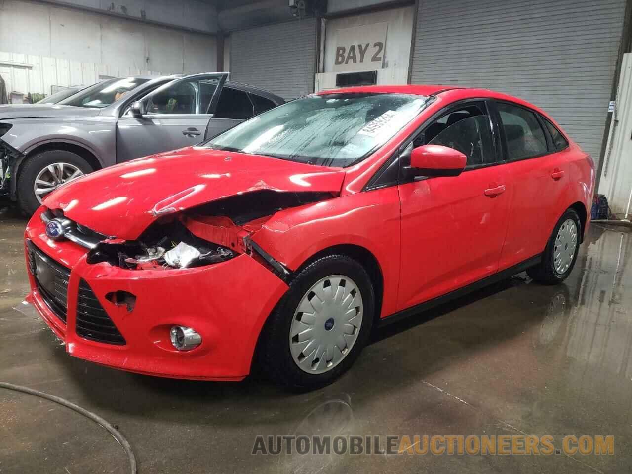 1FAHP3F28CL122316 FORD FOCUS 2012