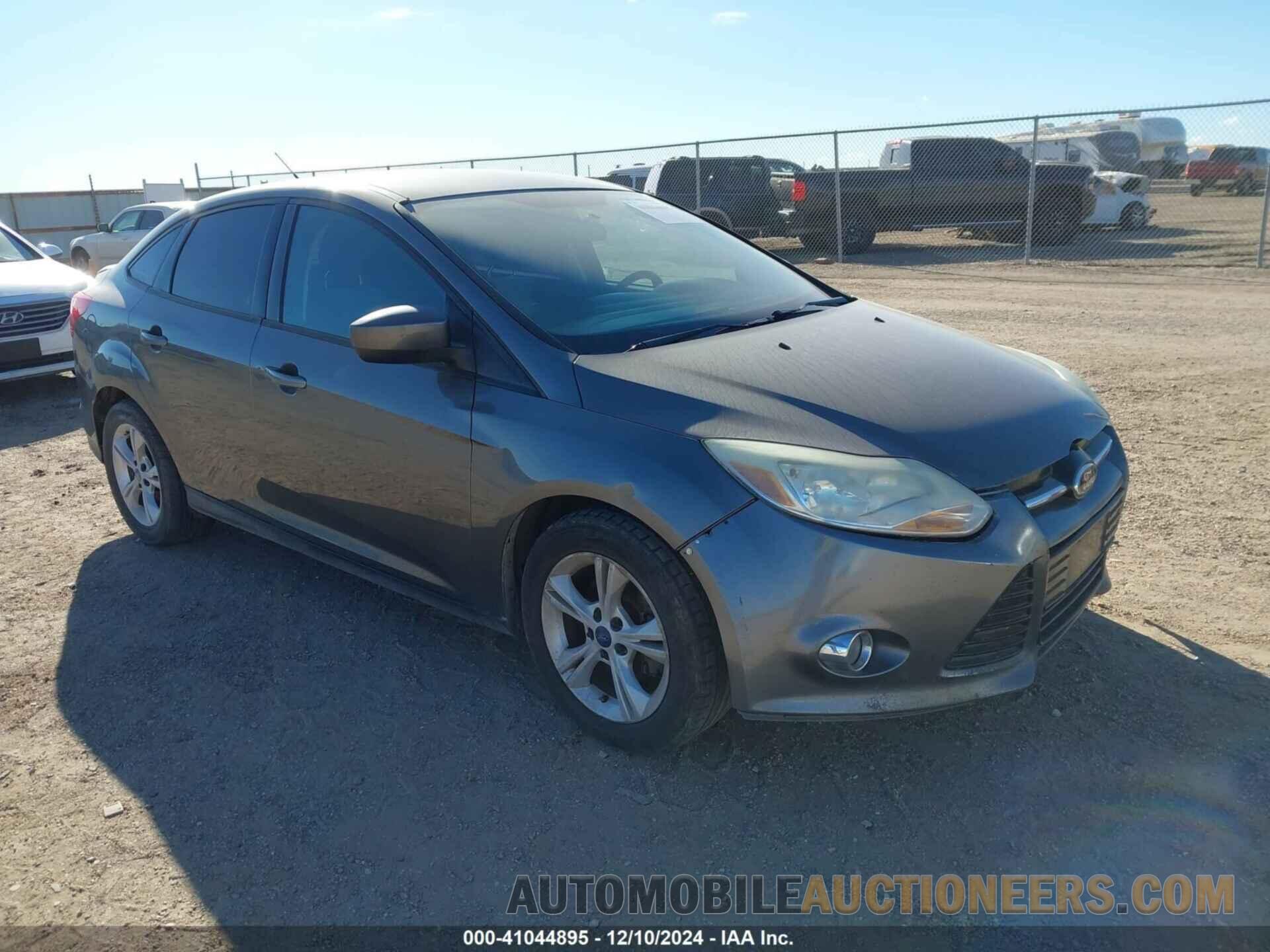 1FAHP3F28CL319616 FORD FOCUS 2012