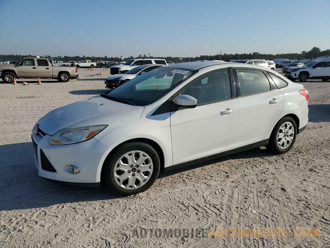 1FAHP3F28CL369979 FORD FOCUS 2012