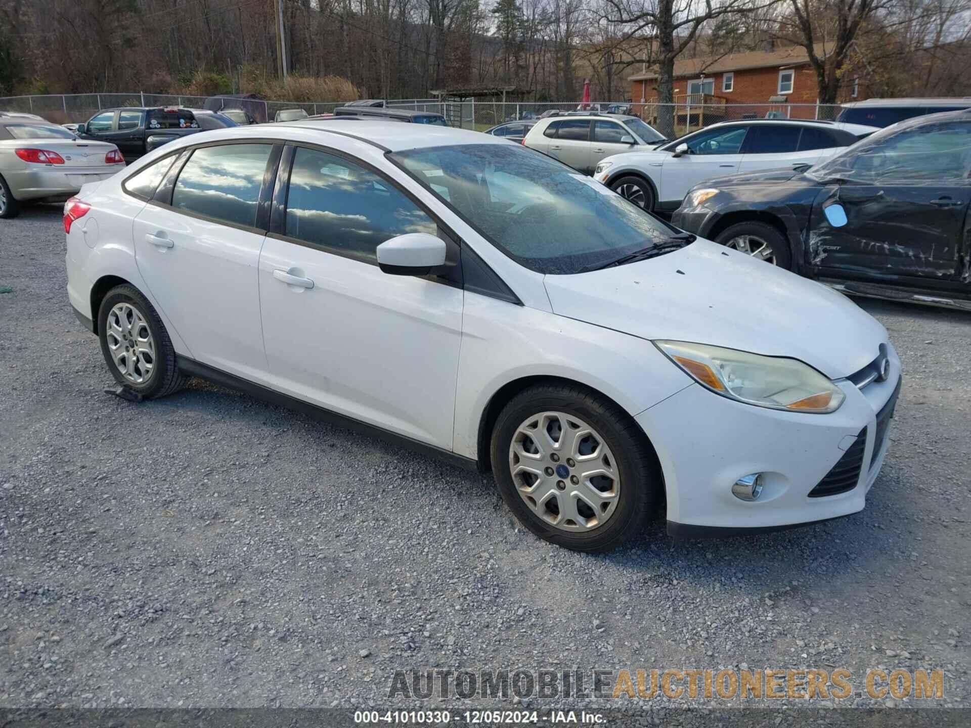 1FAHP3F28CL396695 FORD FOCUS 2012