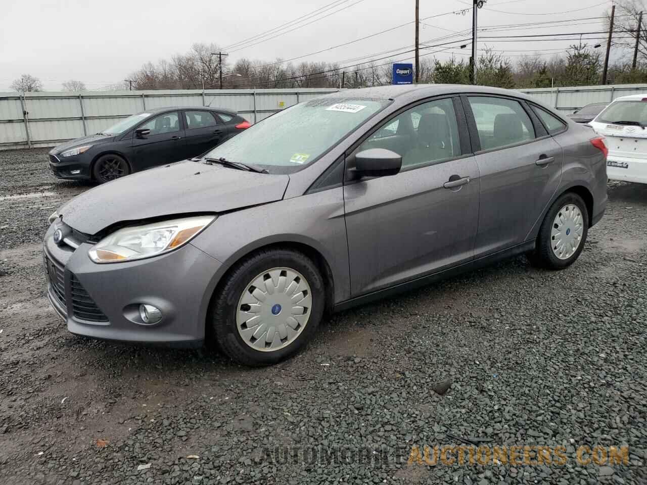 1FAHP3F2XCL151672 FORD FOCUS 2012