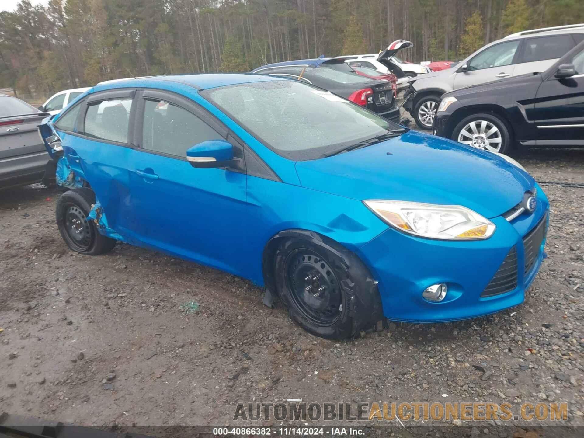 1FAHP3F2XCL256387 FORD FOCUS 2012