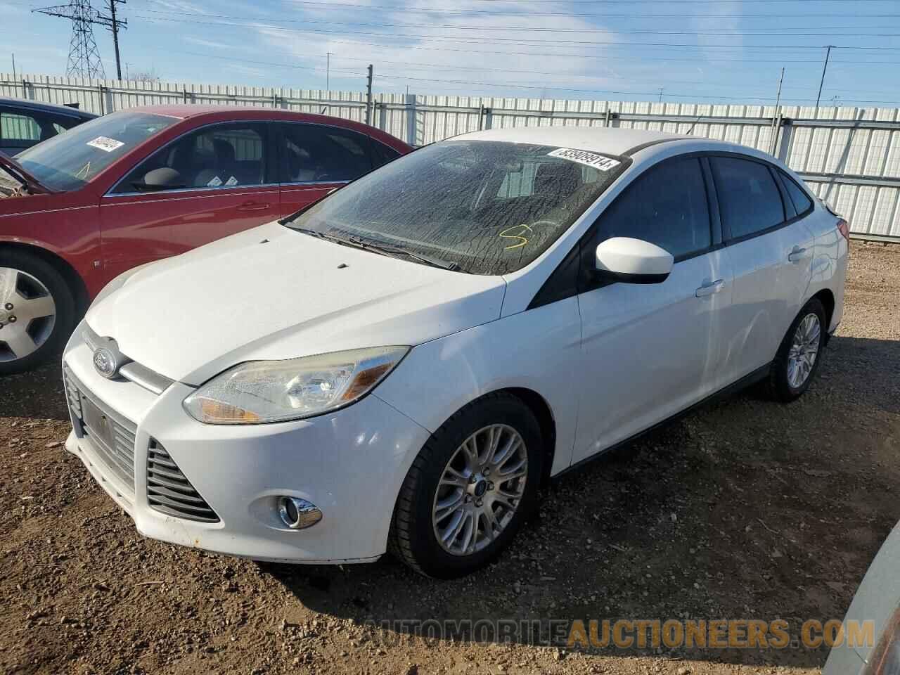 1FAHP3F2XCL371703 FORD FOCUS 2012