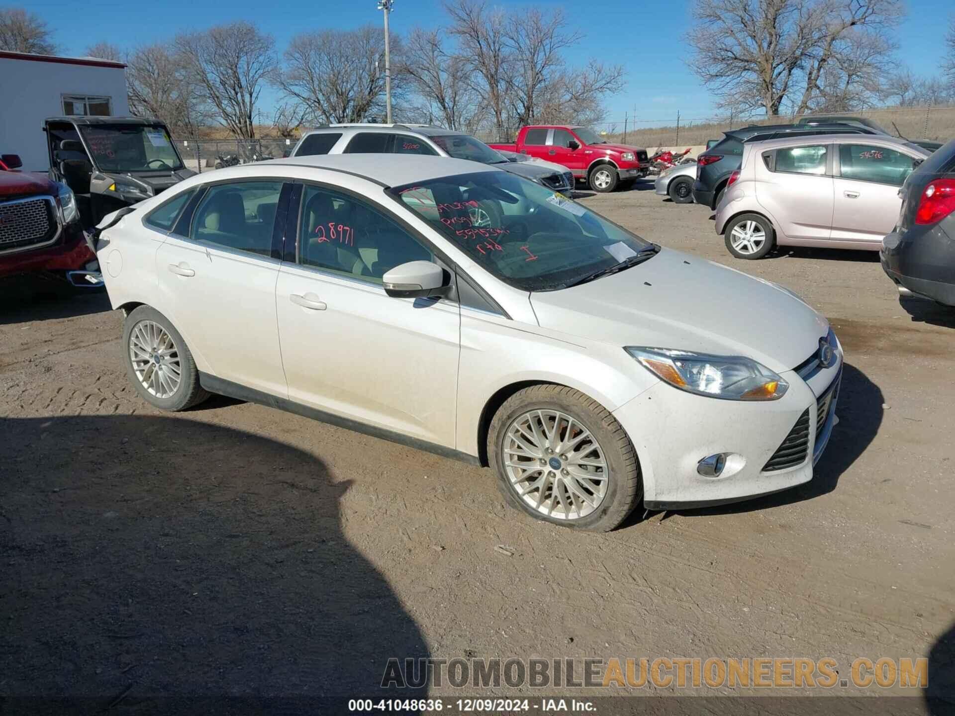 1FAHP3H21CL215482 FORD FOCUS 2012