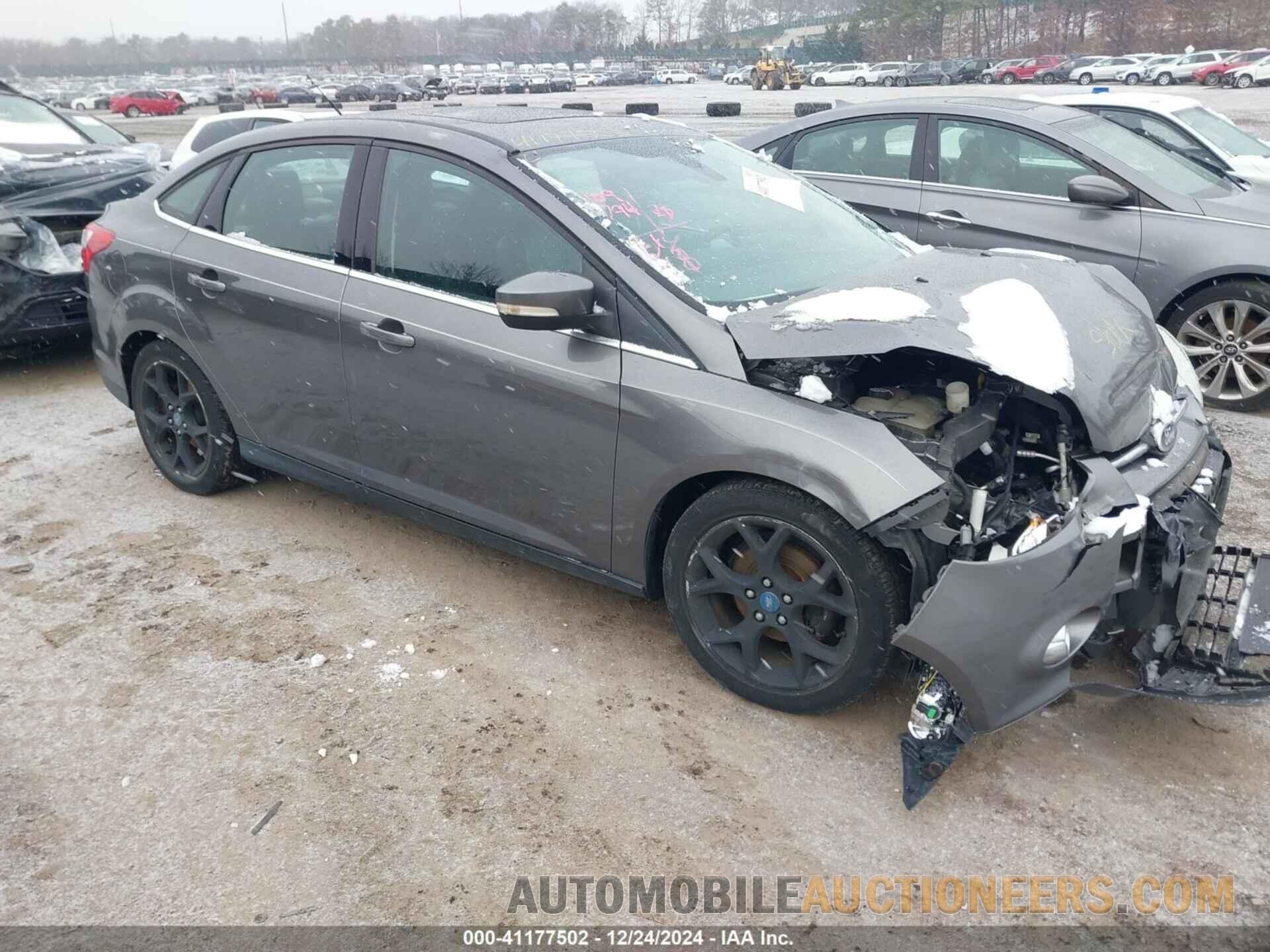 1FAHP3H21CL442056 FORD FOCUS 2012