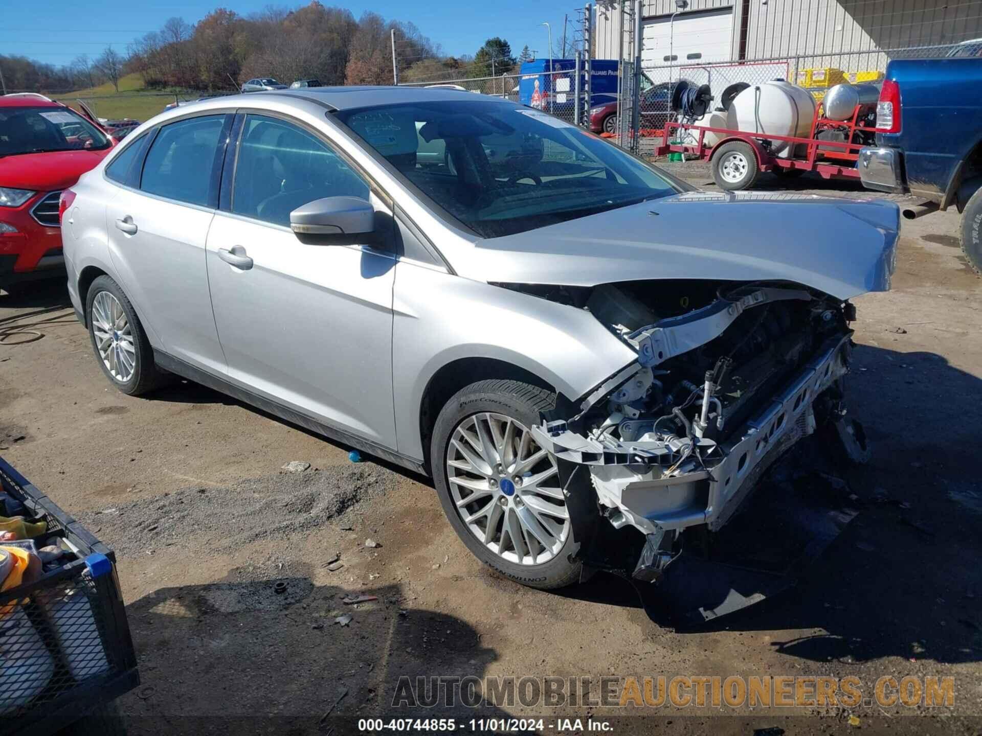 1FAHP3H22CL209691 FORD FOCUS 2012