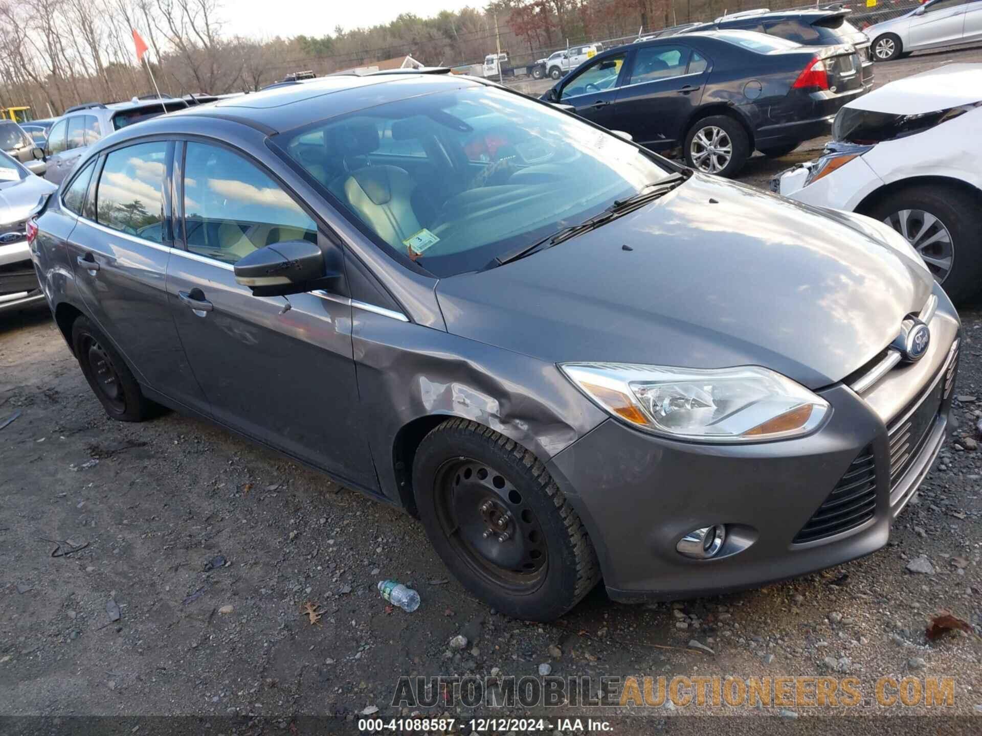 1FAHP3H24CL205187 FORD FOCUS 2012