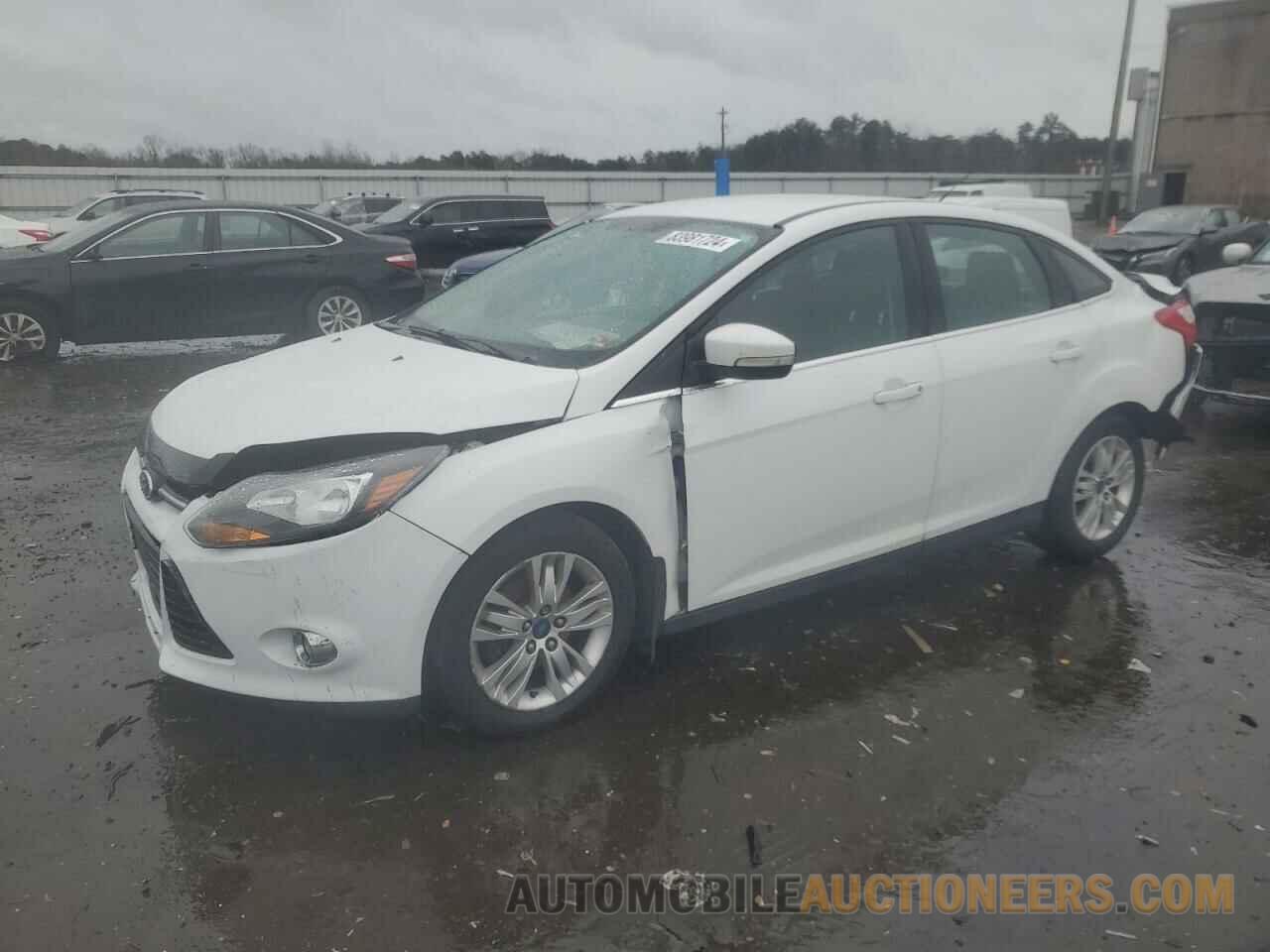 1FAHP3H24CL384587 FORD FOCUS 2012