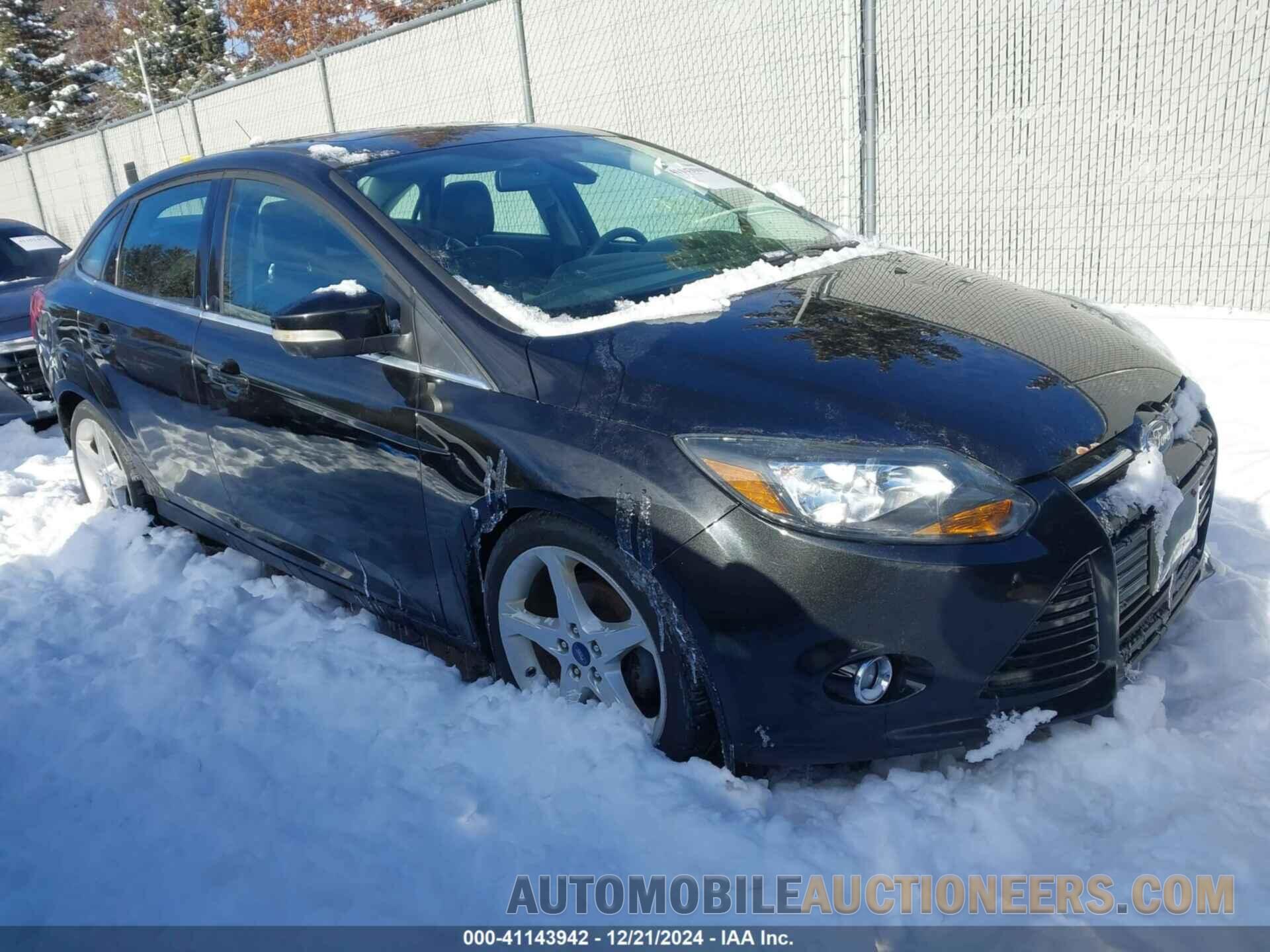 1FAHP3J23CL151892 FORD FOCUS 2012