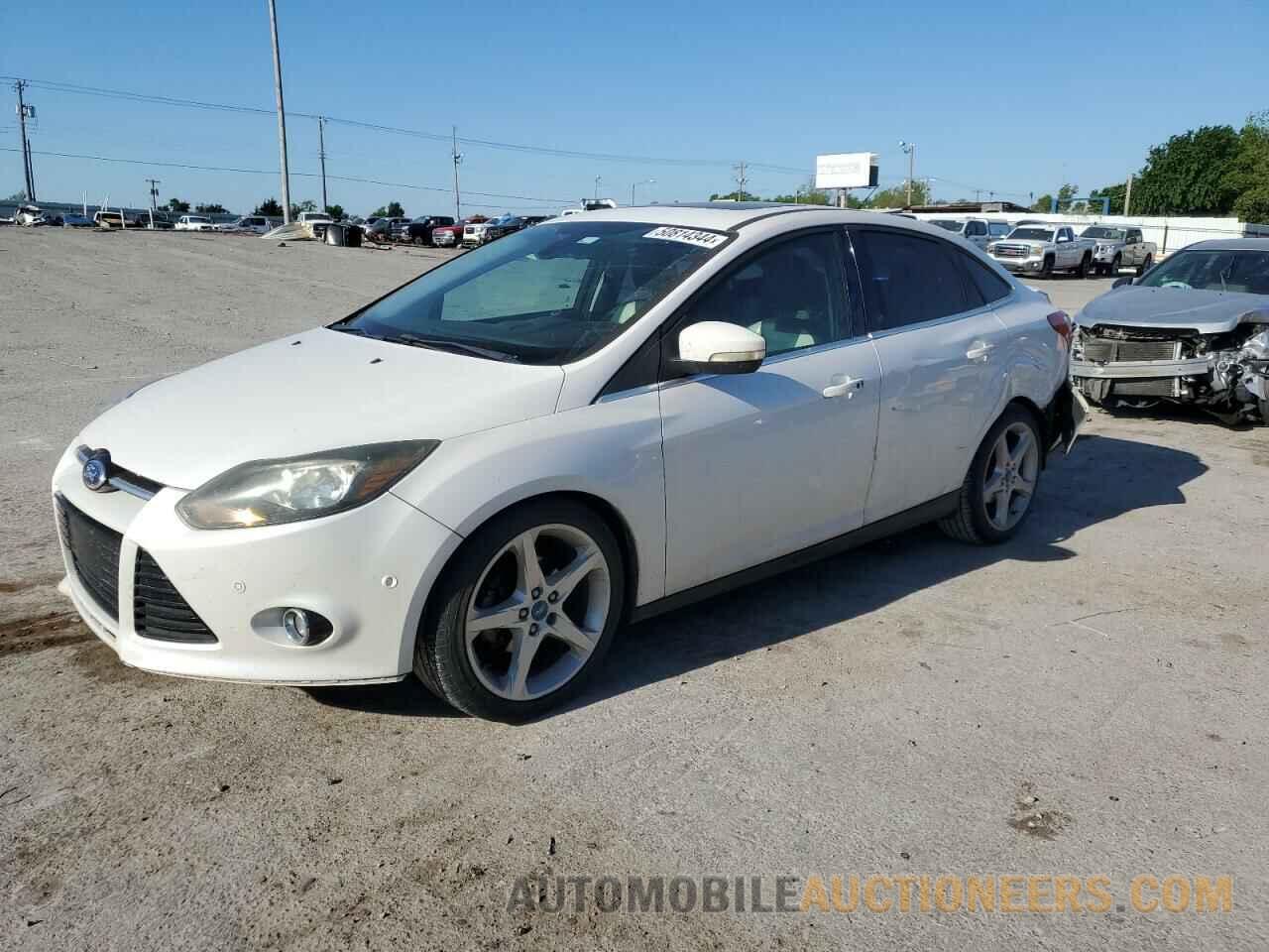 1FAHP3J23CL212917 FORD FOCUS 2012