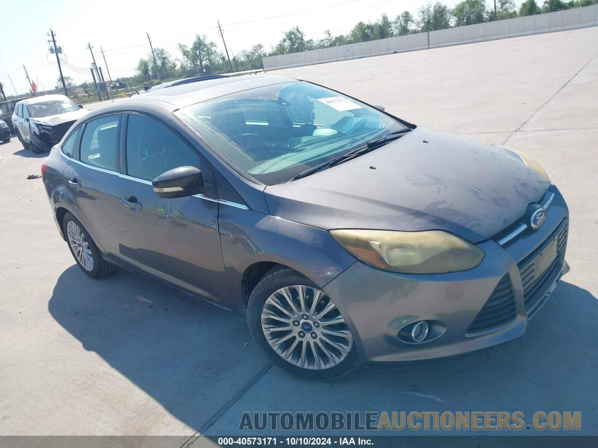 1FAHP3J23CL267786 FORD FOCUS 2012