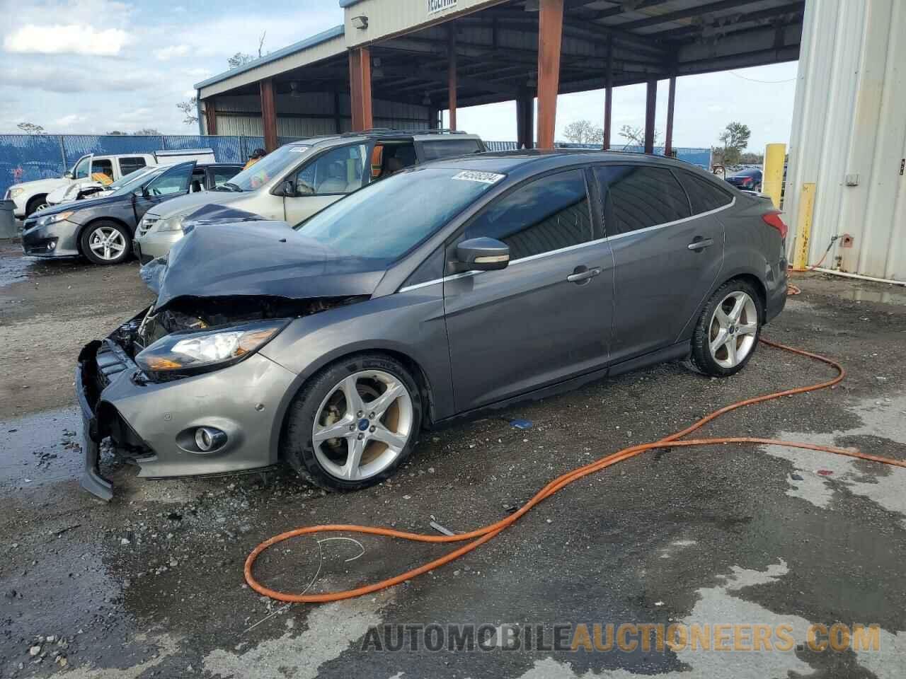 1FAHP3J26CL298689 FORD FOCUS 2012