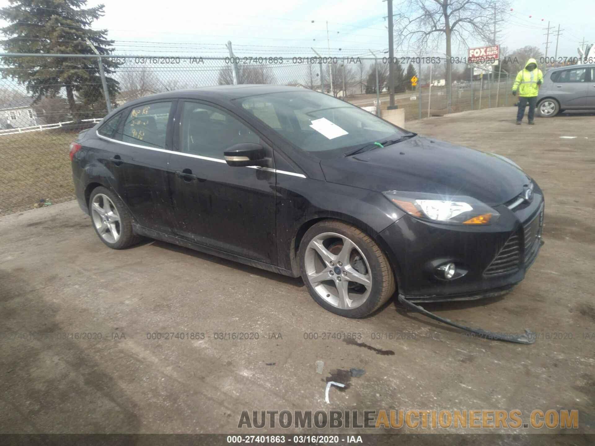 1FAHP3J28CL329148 FORD FOCUS 2012