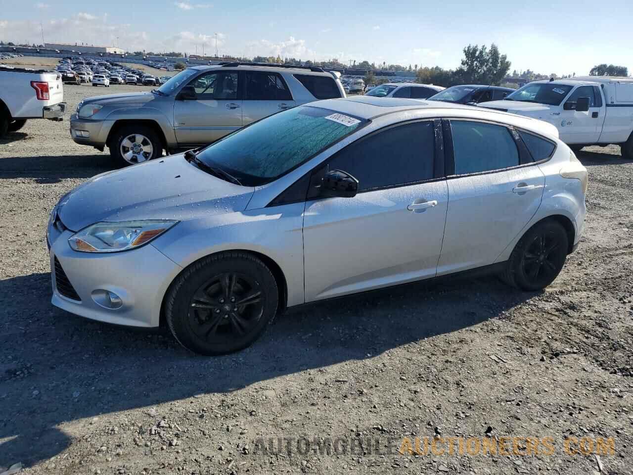 1FAHP3K26CL268106 FORD FOCUS 2012