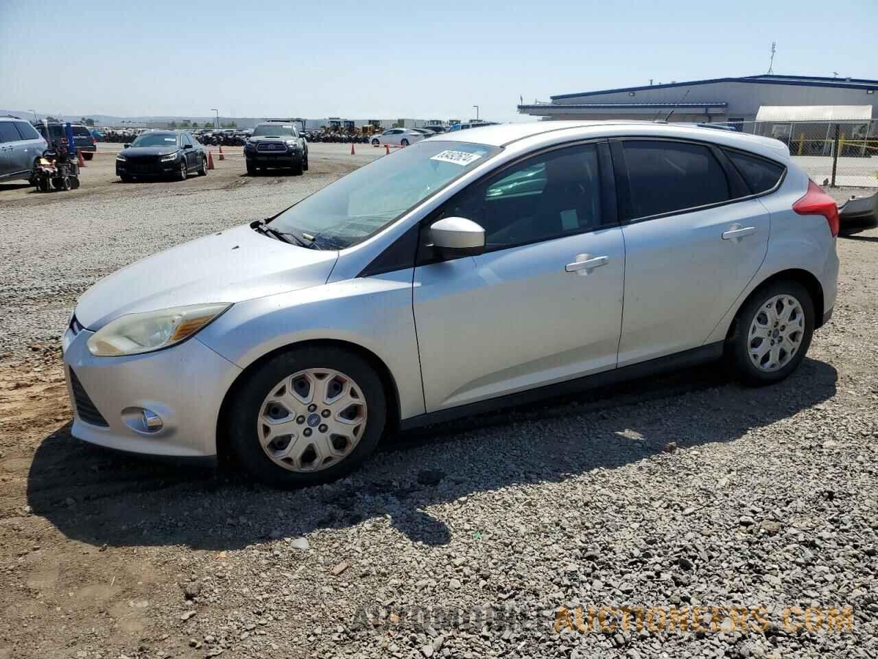 1FAHP3K29CL257746 FORD FOCUS 2012