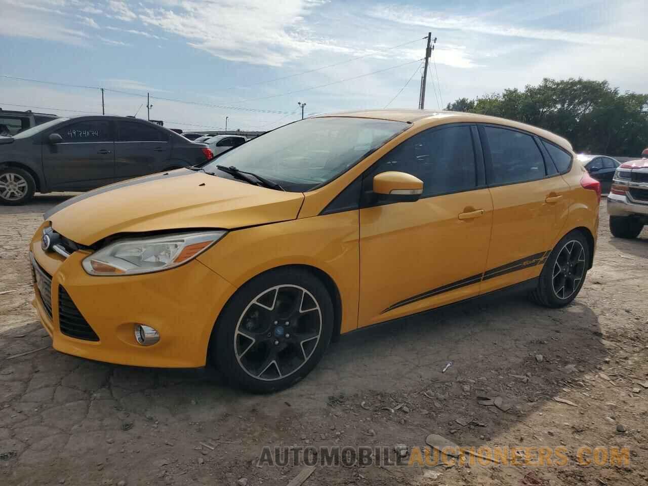 1FAHP3K29CL330209 FORD FOCUS 2012