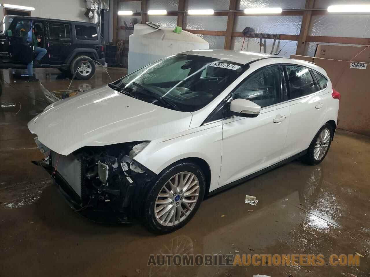 1FAHP3M21CL262324 FORD FOCUS 2012