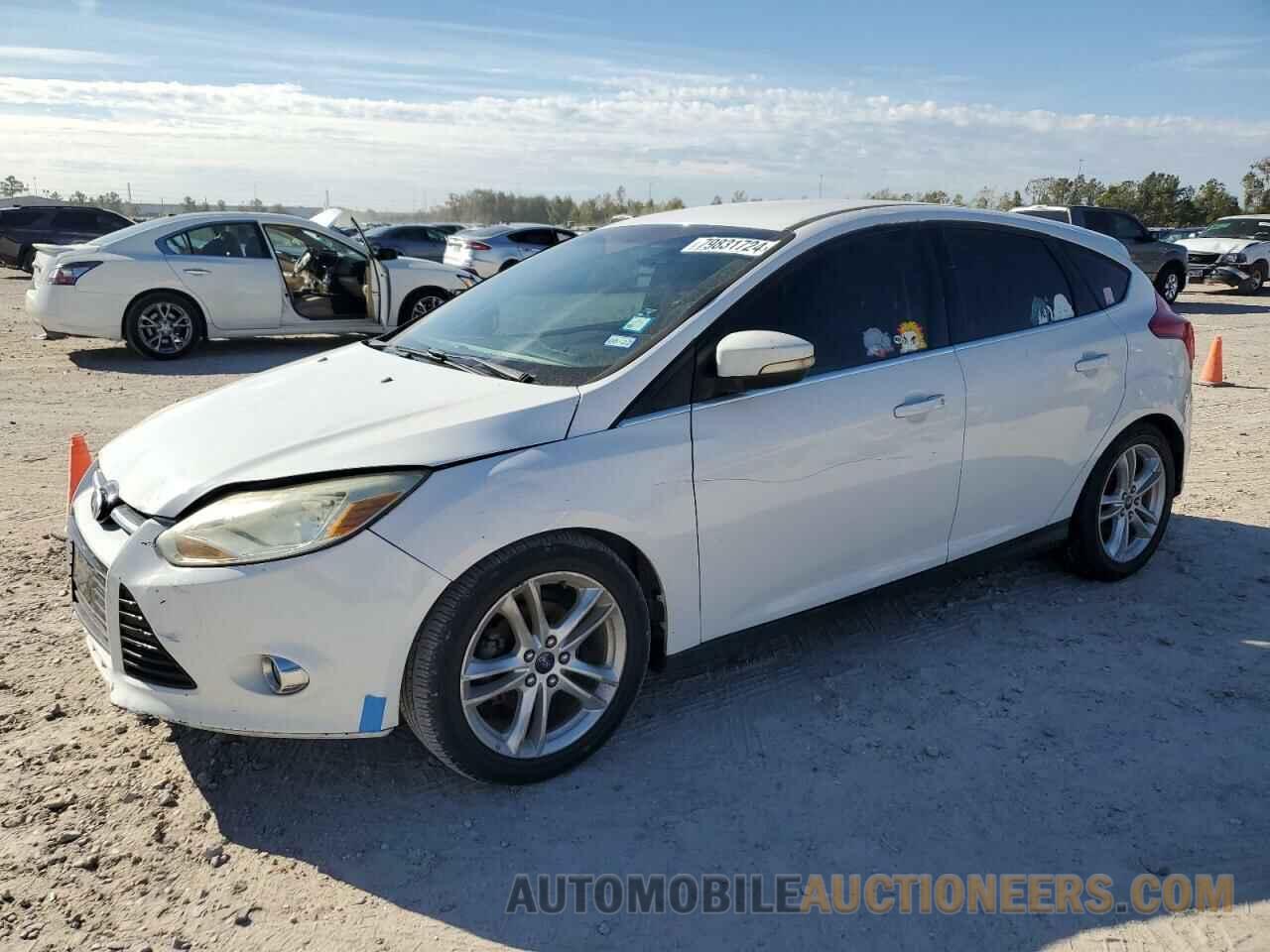 1FAHP3M25CL334447 FORD FOCUS 2012