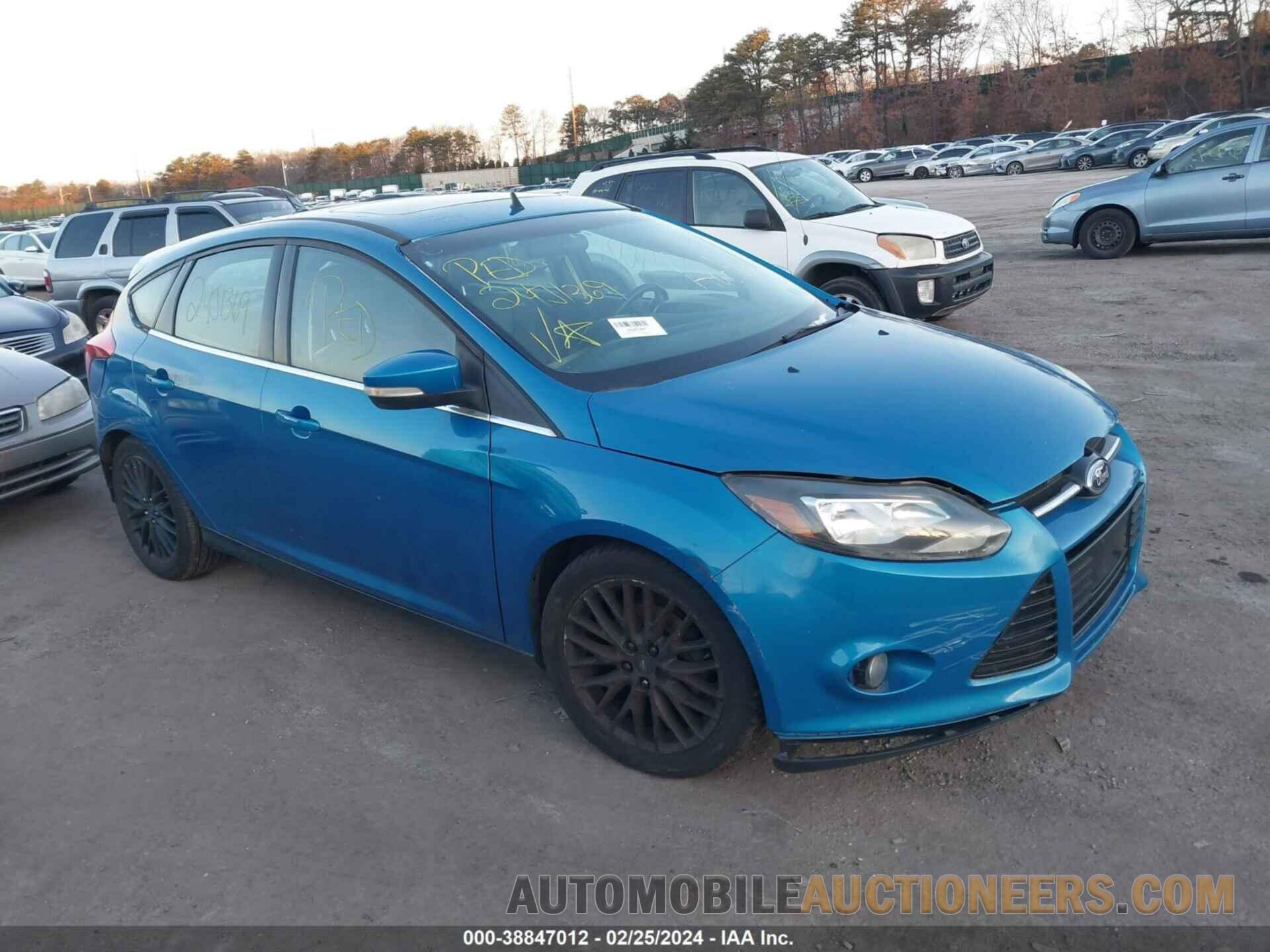 1FAHP3M25CL442227 FORD FOCUS 2012