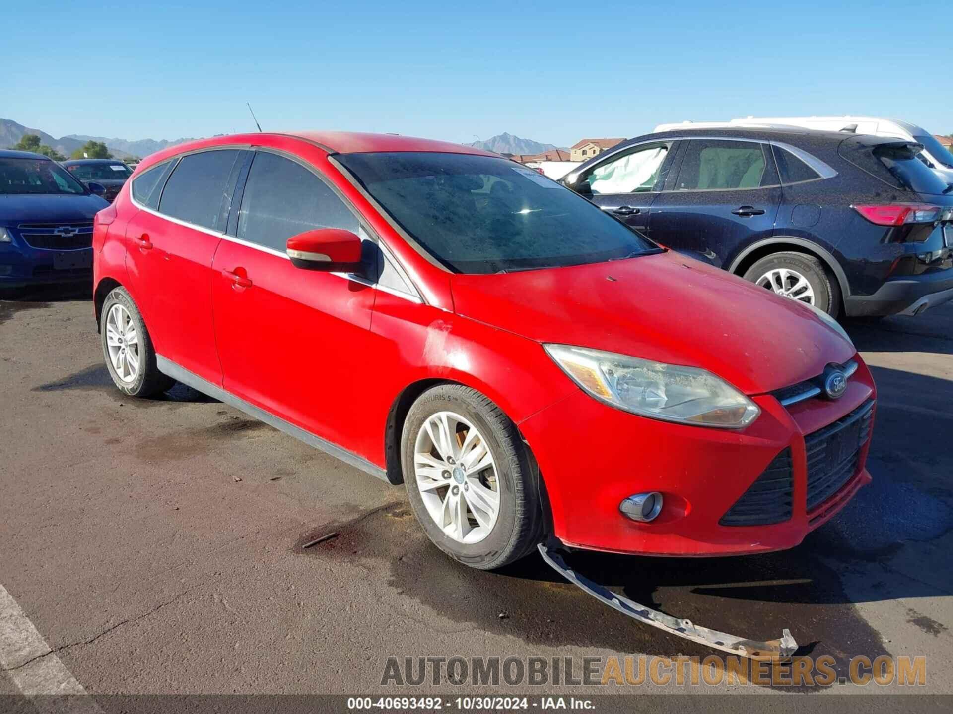 1FAHP3M29CL457622 FORD FOCUS 2012