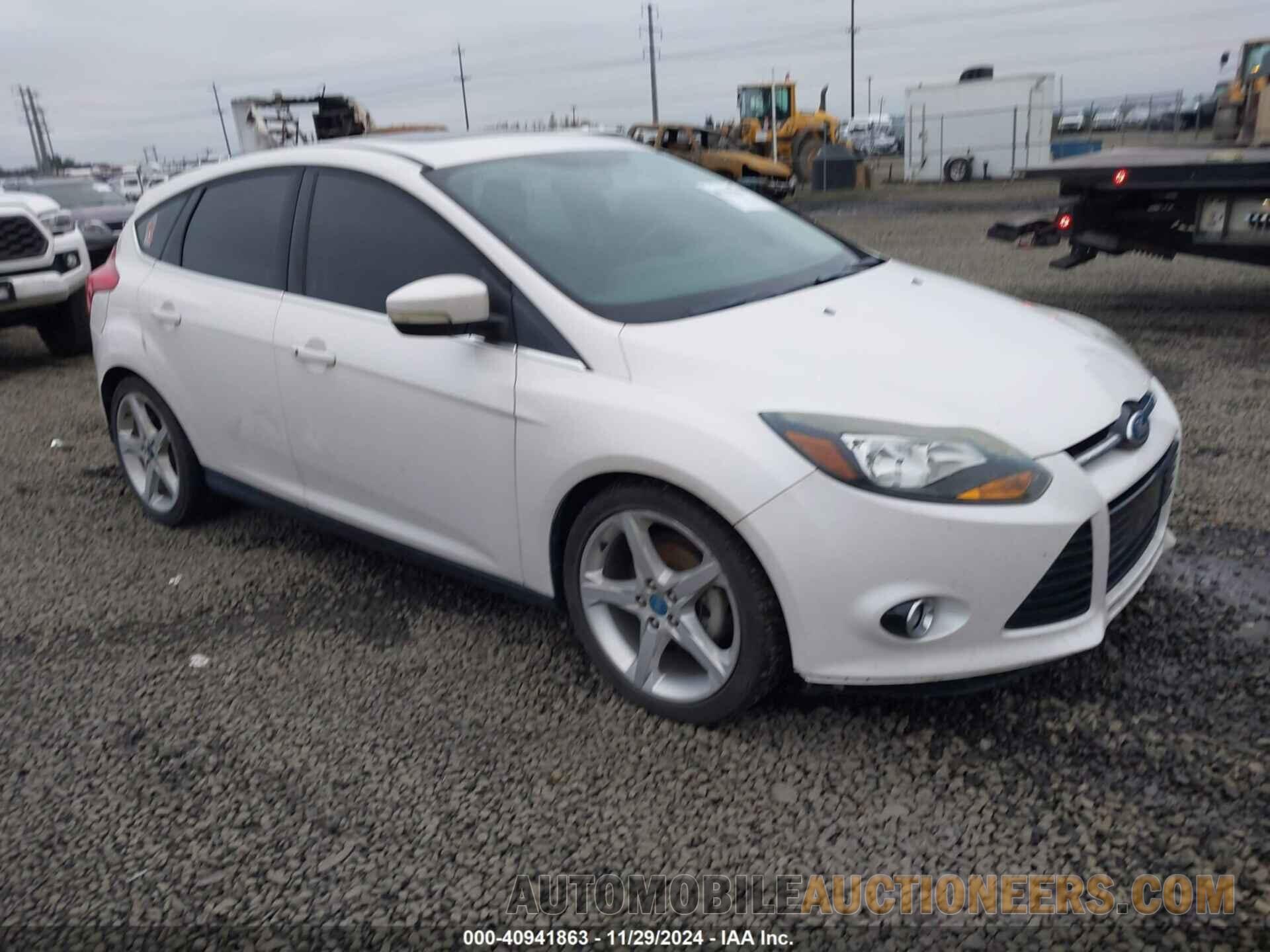 1FAHP3N20CL227840 FORD FOCUS 2012