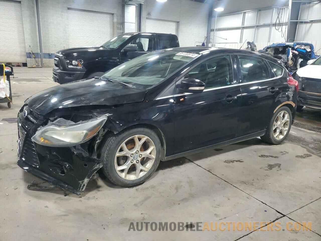 1FAHP3N20CL273569 FORD FOCUS 2012