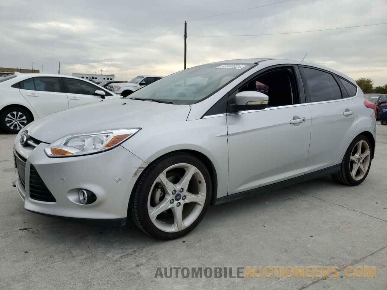 1FAHP3N21CL466166 FORD FOCUS 2012