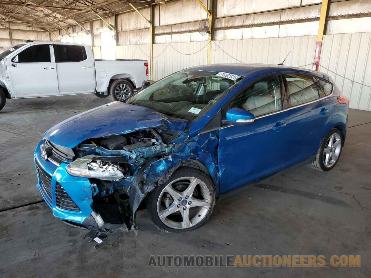 1FAHP3N23CL403411 FORD FOCUS 2012