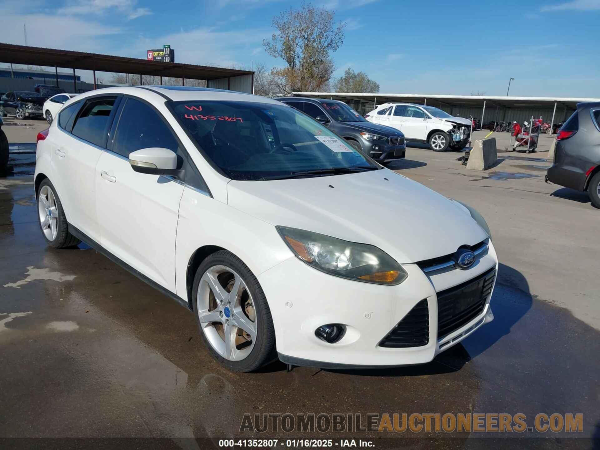 1FAHP3N25CL232225 FORD FOCUS 2012