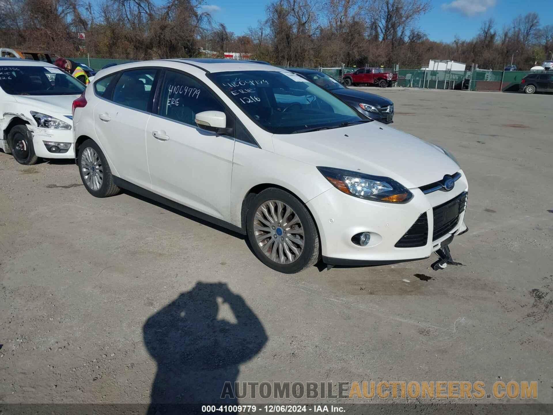 1FAHP3N26CL260664 FORD FOCUS 2012