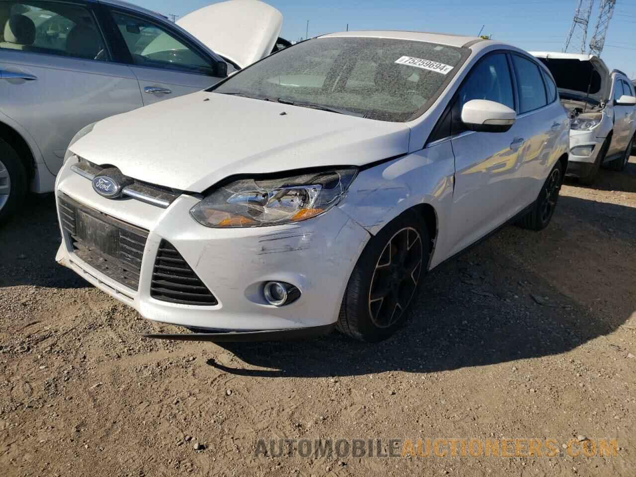 1FAHP3N27CL277523 FORD FOCUS 2012