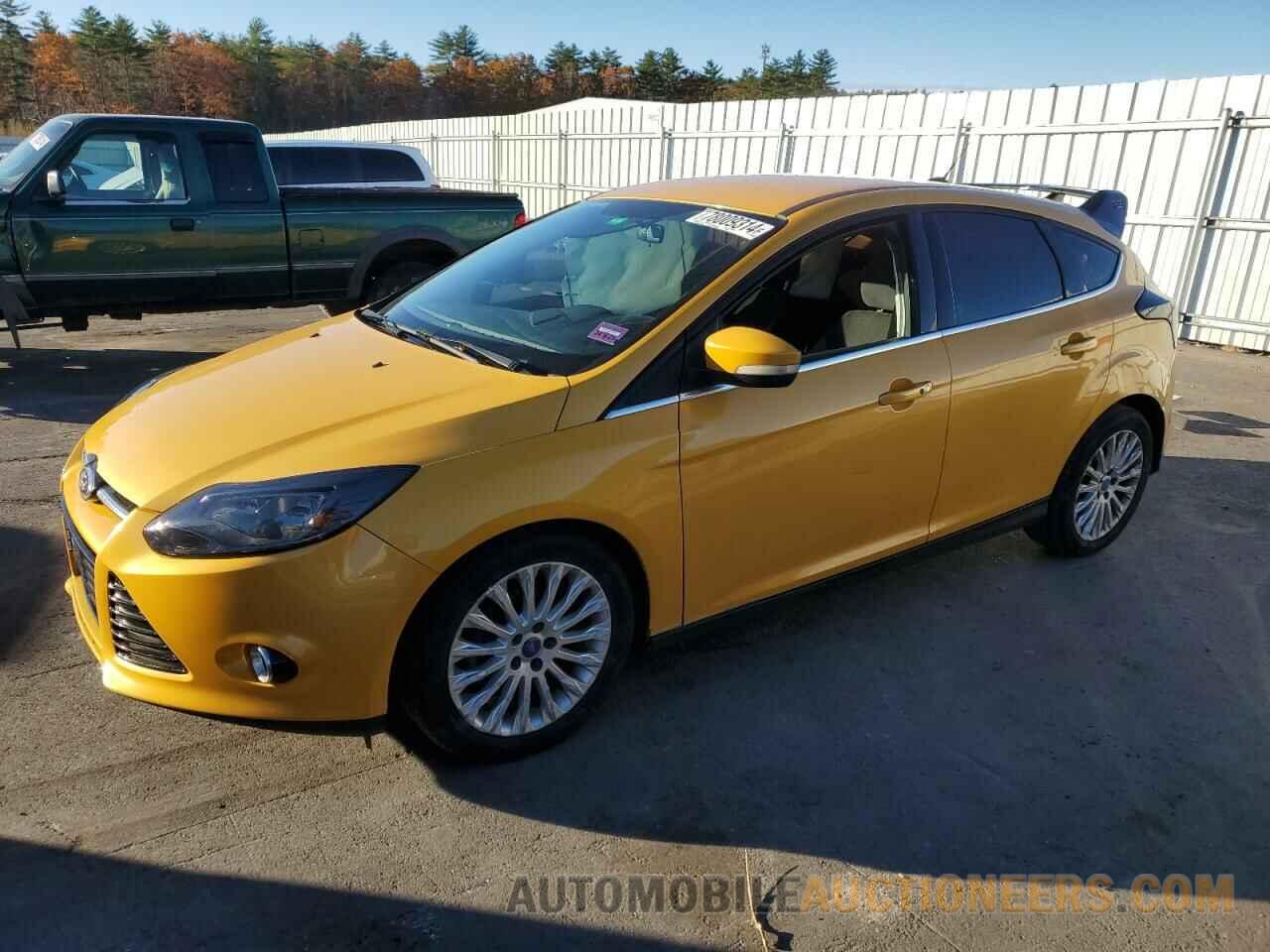 1FAHP3N28CL242960 FORD FOCUS 2012